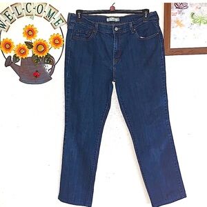 Levi's Women's Straight Leg Jeans